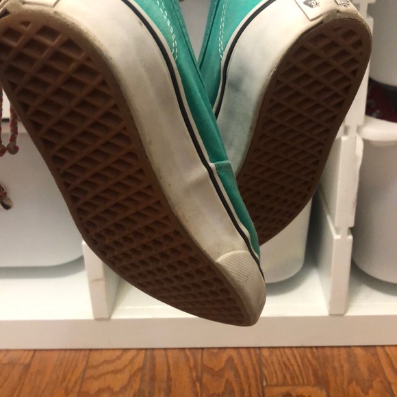 Teal vans - Picture 4 of 4